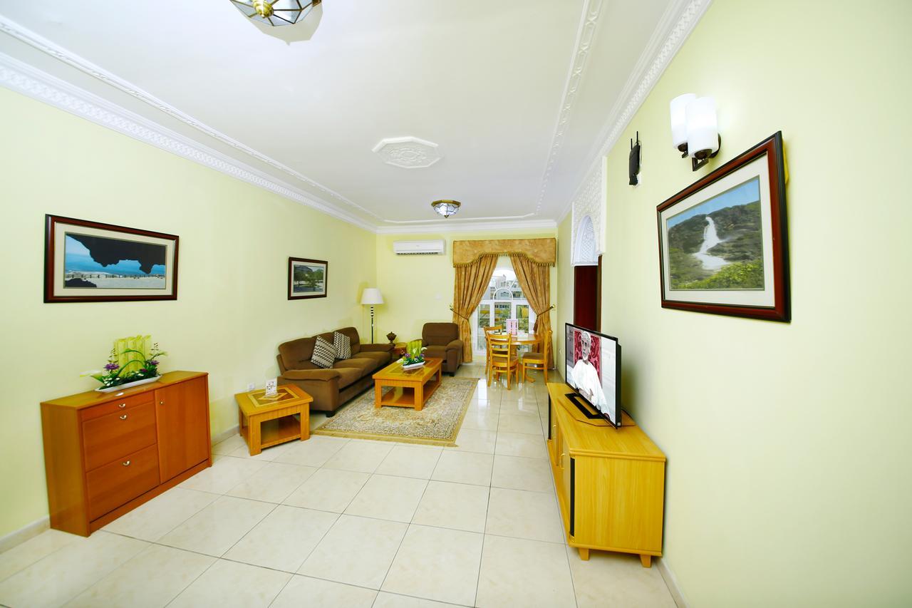 Muscat International Hotel Exterior foto